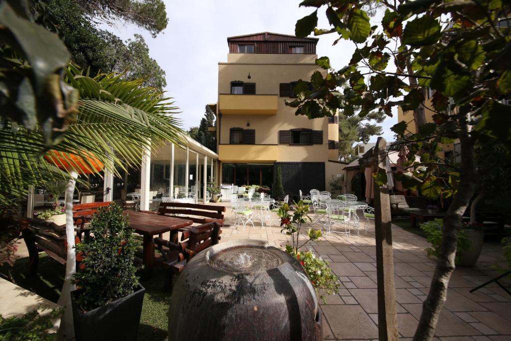 Villa Carmel Boutique Hotel Haifa Bagian luar foto